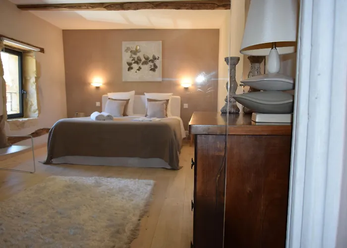 L'intemporelle Bed & Breakfast Le Buisson-de-Cadouin